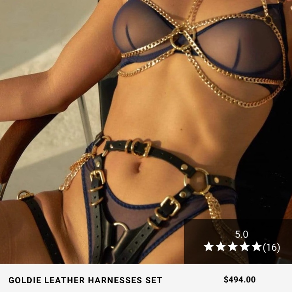 Marie Mur good and black medium lingerie set- never worn in box